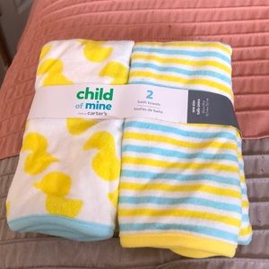 Kids infants bath towels Carters NWT